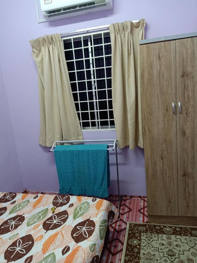 Aliza Scawa Homestay Kuala Pilah Exteriör bild