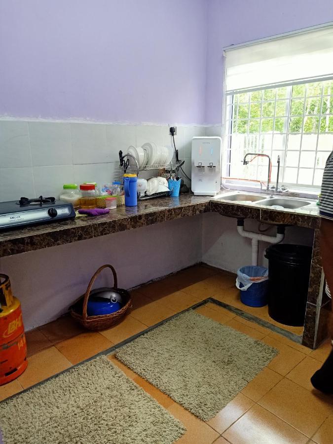 Aliza Scawa Homestay Kuala Pilah Exteriör bild