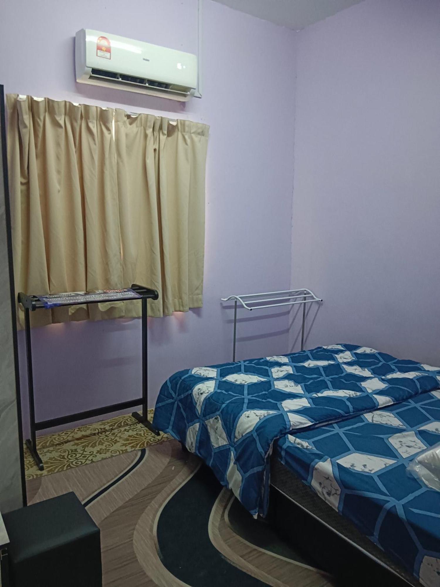 Aliza Scawa Homestay Kuala Pilah Exteriör bild